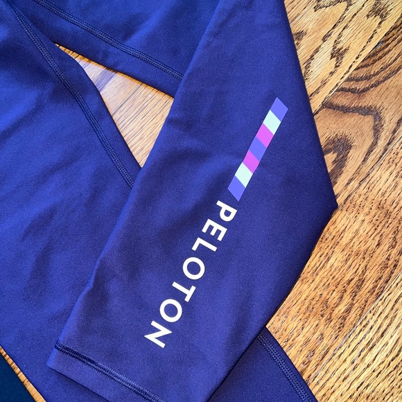 Bundle Medium Peloton Cadent Leggings - Picture 2 of 8